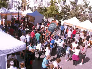 Mercado de gastronomía en San Juan de Aznalfarache