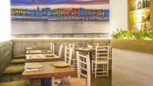 TRIANA. La taberna 100% sevillana actualizada