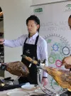 Los mejores cortadores japoneses de jamón, de visita en Huelva