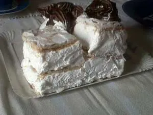 Milhojas de merengue